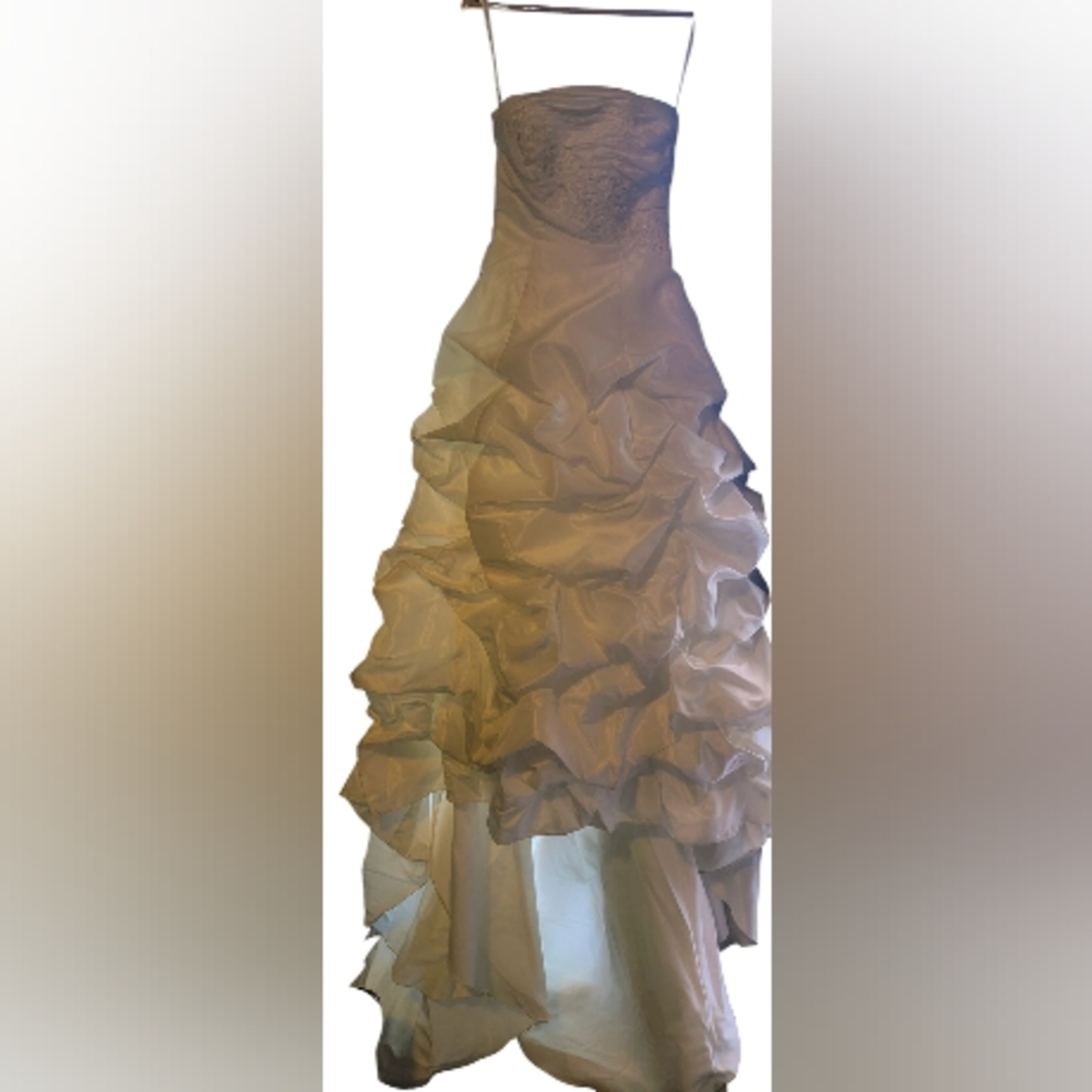 Strapless Tiered Ivory Wedding Dress By David's Bridal Size 4 - Picture 3 of 8